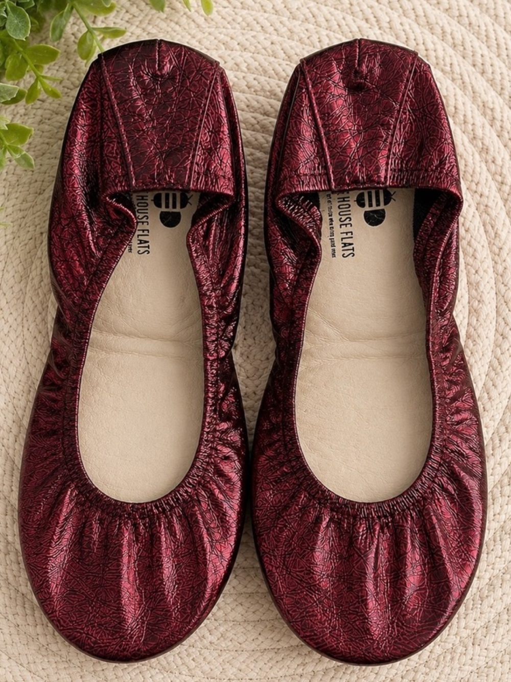 NWOB l The Storehouse Flats l Cranberry Foil Leather l Ballet Flats l Size 8